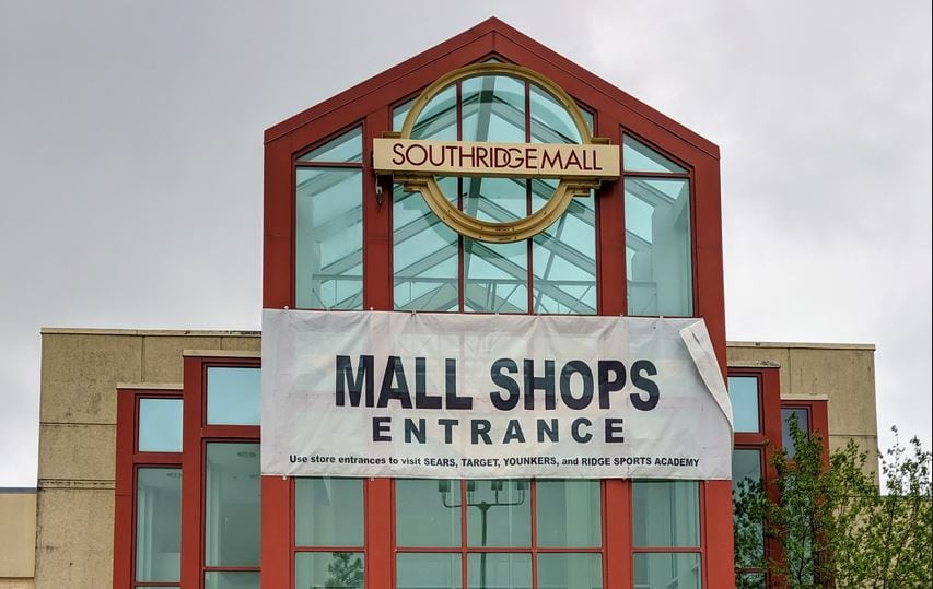 Southridge Square in Des Moines, IA