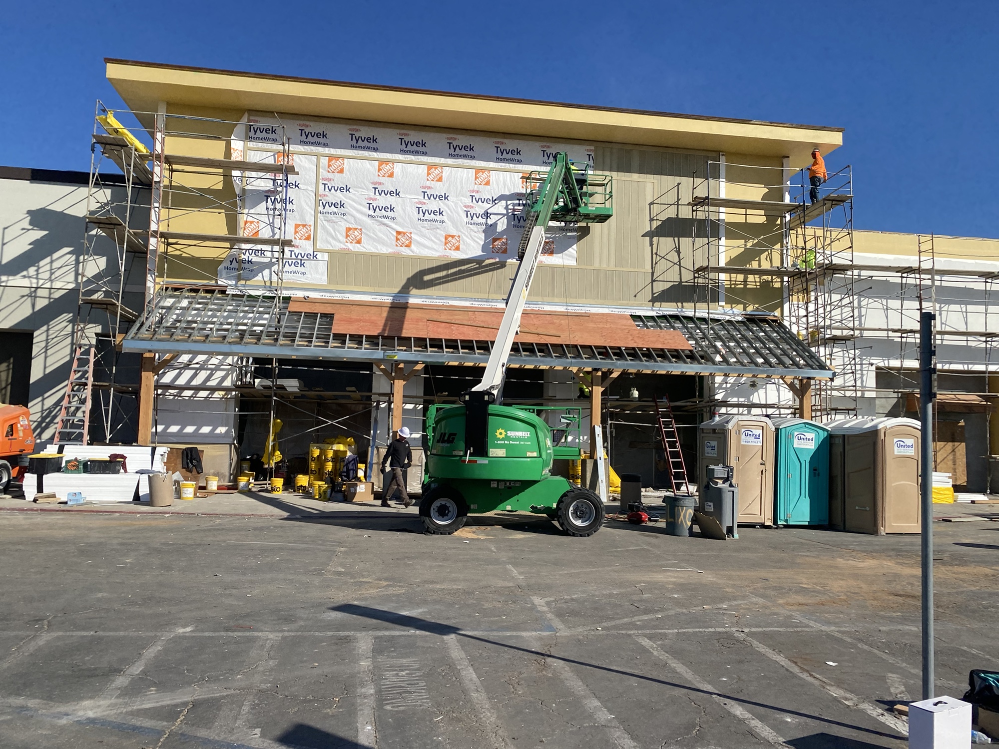 Stonecreek Village Shopping Center in Stockton, CA
