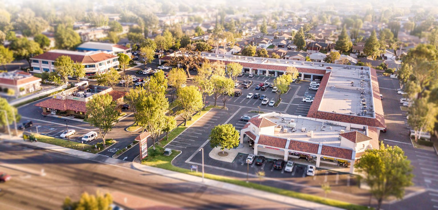 Stonegate Plaza Simi Valley Shopping Center in Simi Valley, CA
