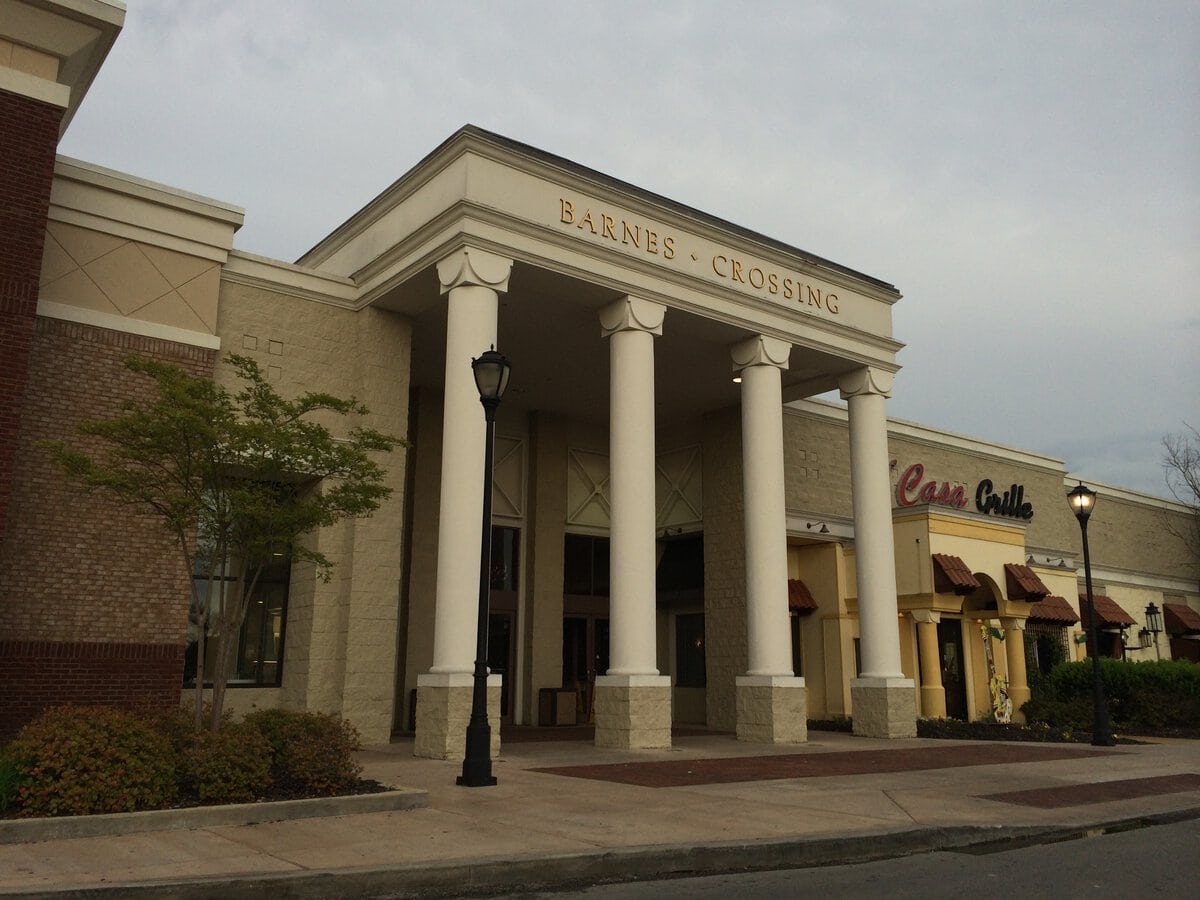 The Shoppes at Popps Ferry Shopping Center in Biloxi, MS