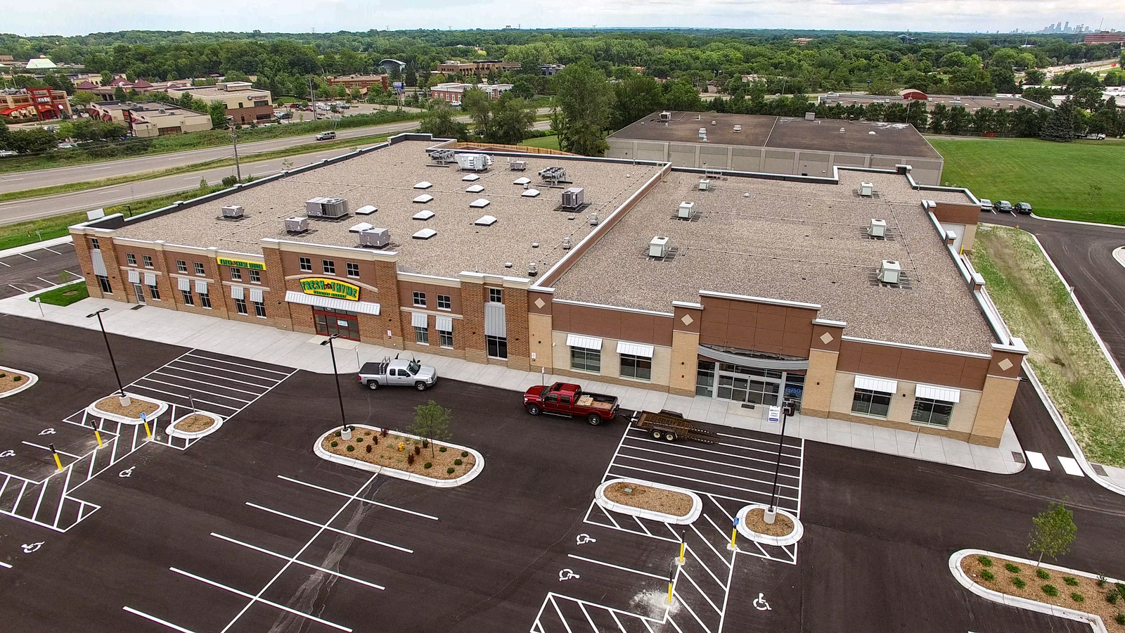 Vicksburg Square in Plymouth, MN