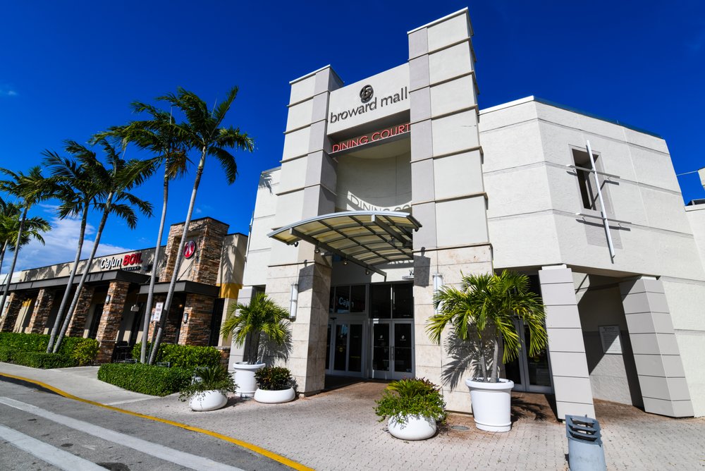 West Broward Shopping Center in Plantation, FL