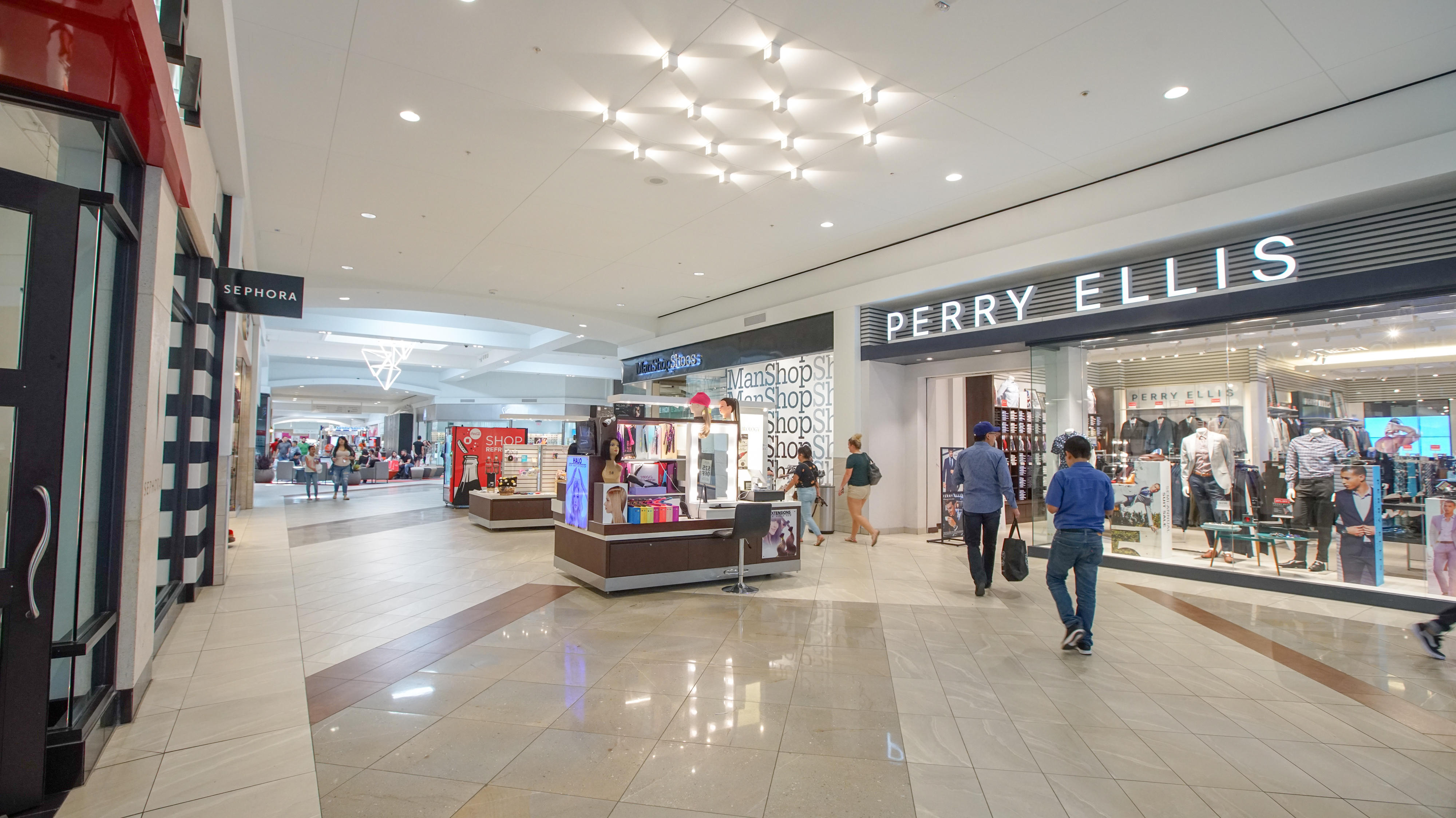 Mercado Food Hall | International Food Court, Boutique Shops & Beauty Suites - Mcallen TX in McAllen, TX